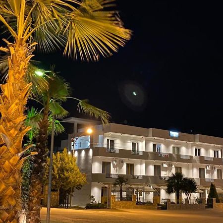 Resol Hotel Ksamil Ngoại thất bức ảnh